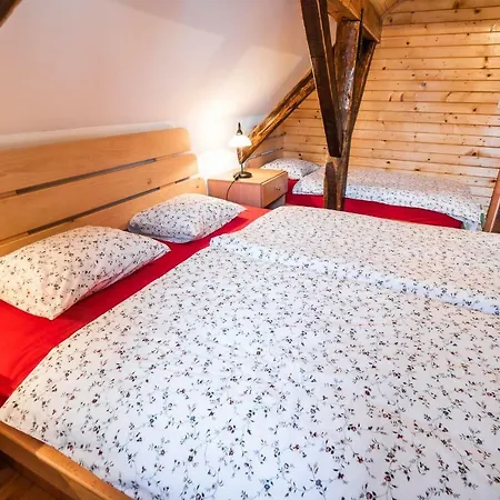 Hétvégi ház Sleme House *
