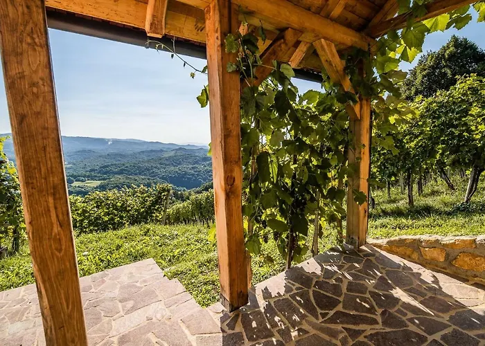 בית כפרי Sleme House