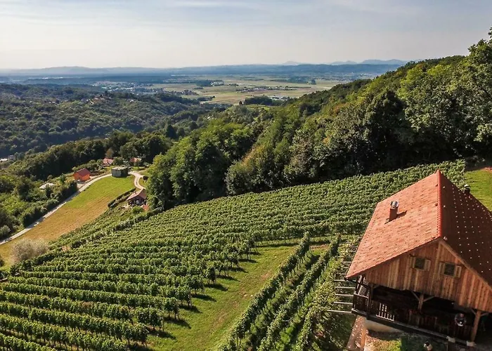 בית כפרי Sleme House *